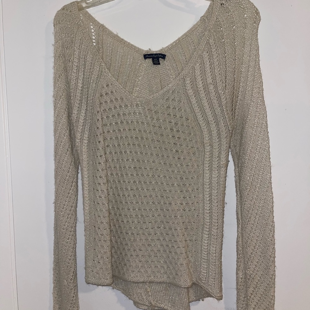 Cream long sleeve fuzzy sweater